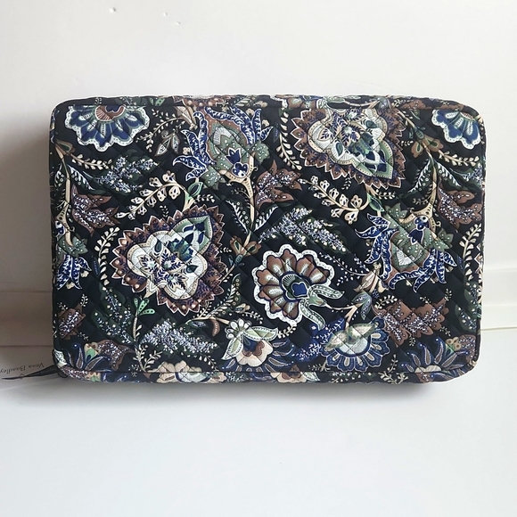 Vera Bradley java navy camo casserole carrier floral - Picture 5 of 13